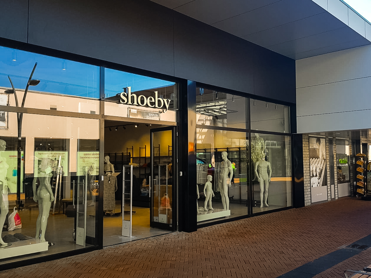 Shoeby zet door en breidt uit